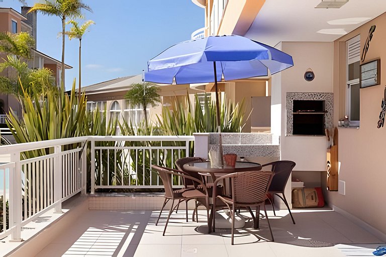 Apê térreo c/piscina privativa+social 140m praia