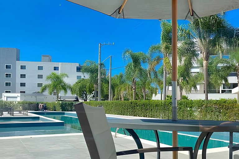 Espaço de lazer, Piscina/praia e academia