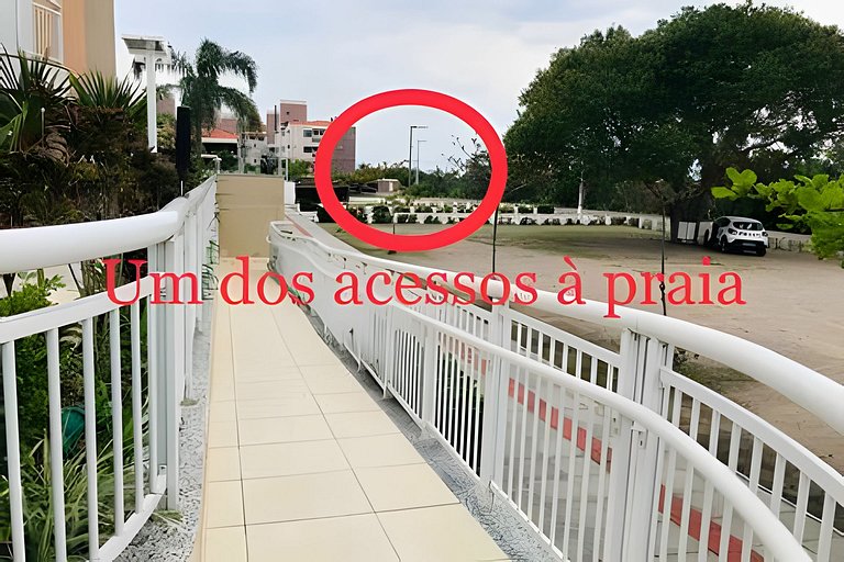 Relaxe e aproveite férias na praia e na piscina
