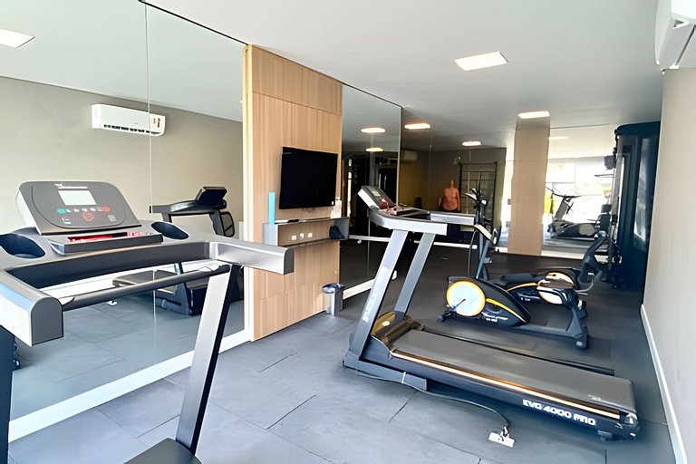 Espaço de lazer, Piscina/praia e academia