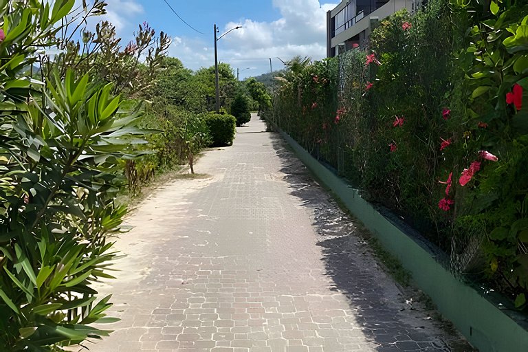 Espaço de lazer, Piscina/praia e academia