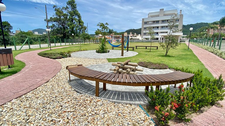 Espaço de lazer, Piscina/praia e academia