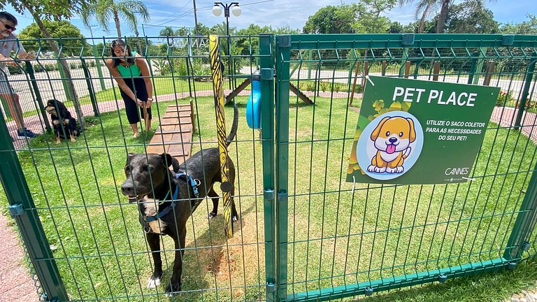 Espaço de lazer, Piscina/praia e academia