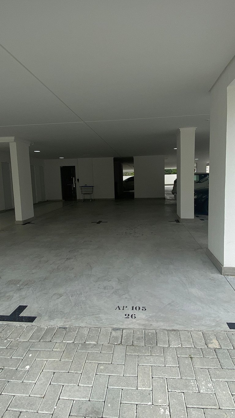 Espaço de lazer, Piscina/praia e academia