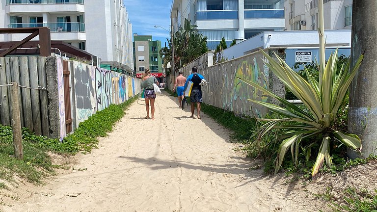Apartamento à passos da praia - Rua das Gaivotas Ingleses