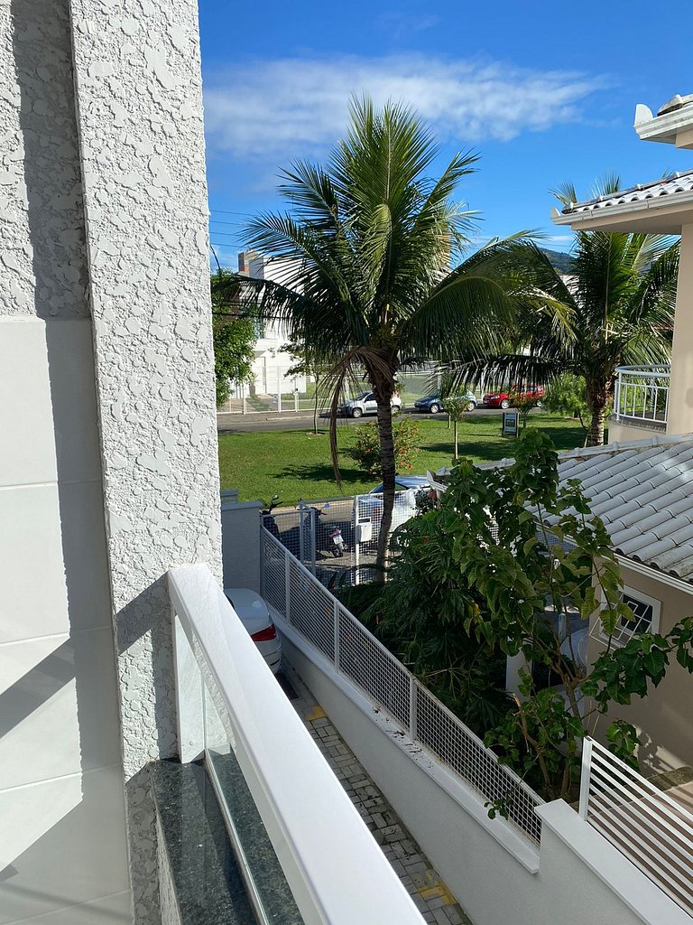 Espaço prático e clean perto da Praia