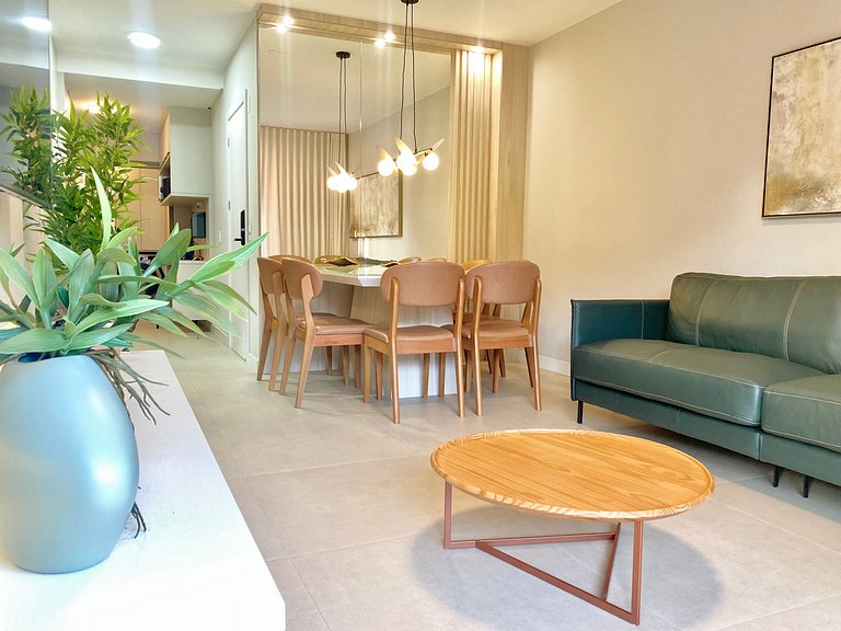 Estilo e conforto apê em residencial beira-mar