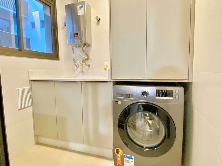 Estilo e conforto apê em residencial beira-mar