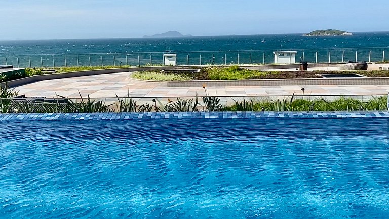 Você na praia c/ Vistas e Piscinas deslumbrantes