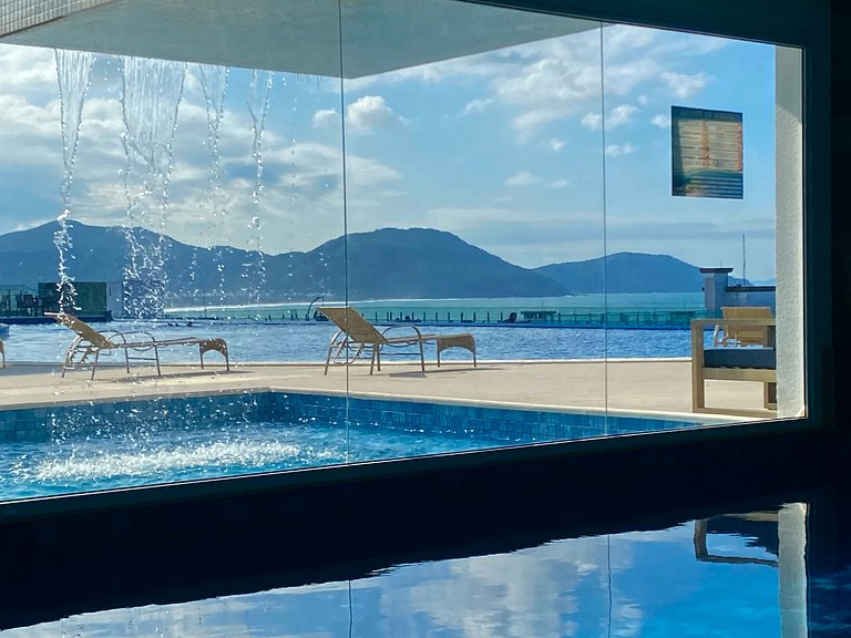 Luxo e mar, Piscinas e vistas incríveis nos Ingleses