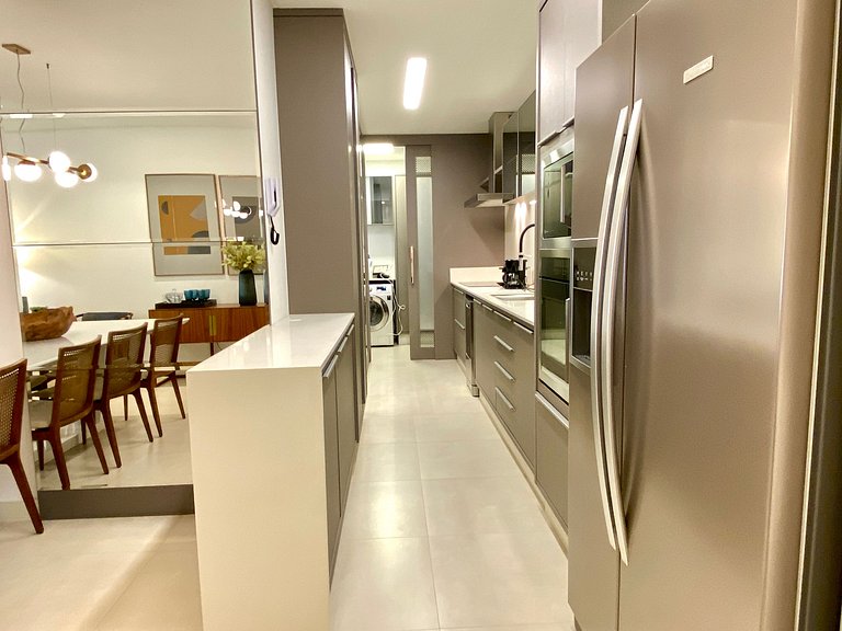 Luxo e mar, Piscinas e vistas incríveis nos Ingleses