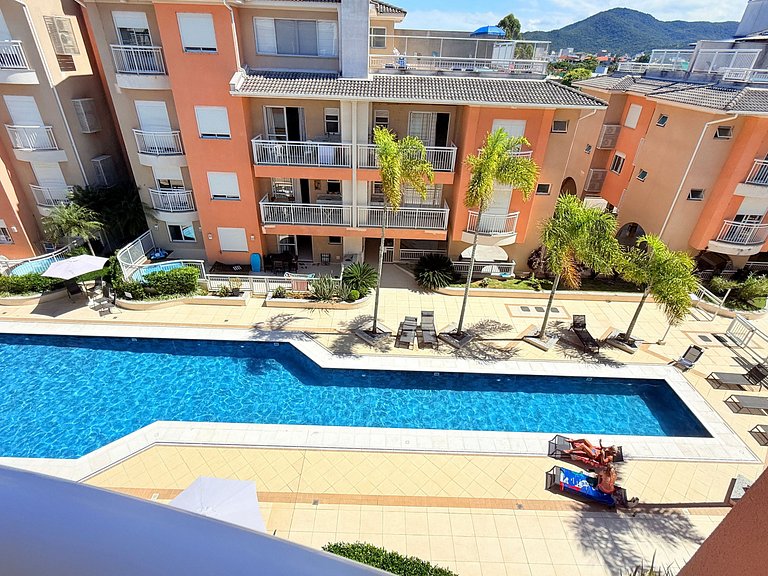 Cobertura c/ Piscina Privativa passos da praia