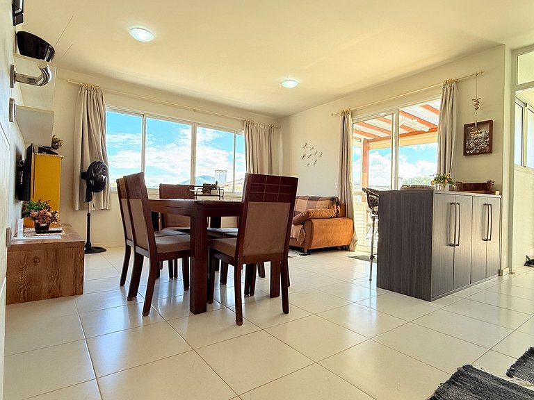 Cobertura c/ Piscina Privativa passos da praia