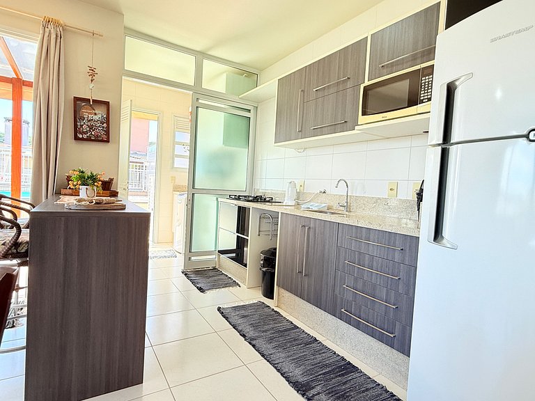 Cobertura c/ Piscina Privativa passos da praia