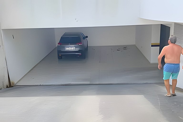 Praia e sossego, apê entre o mar e a montanha