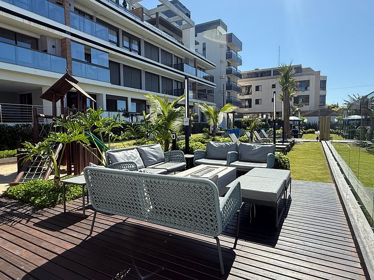 Apê em Residencial frente mar Praia dos Ingleses