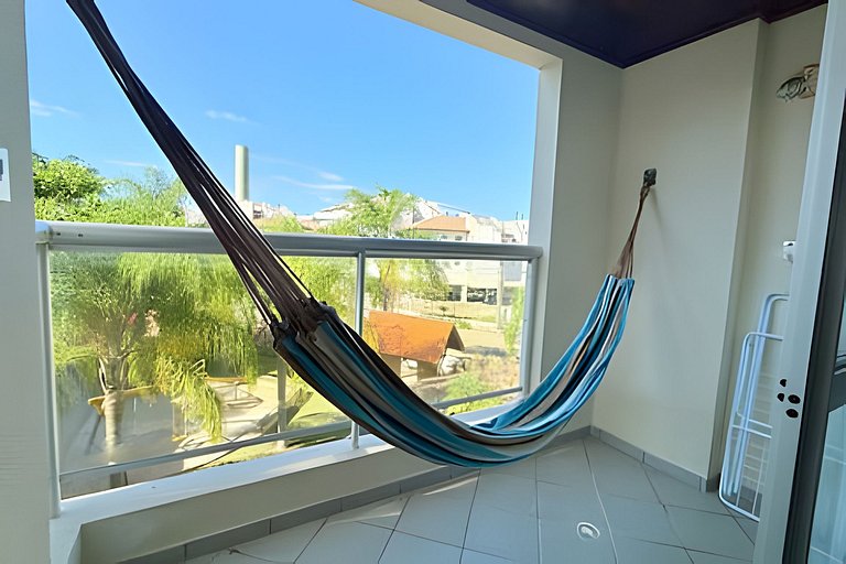 Refúgio Prático Junto à Praia