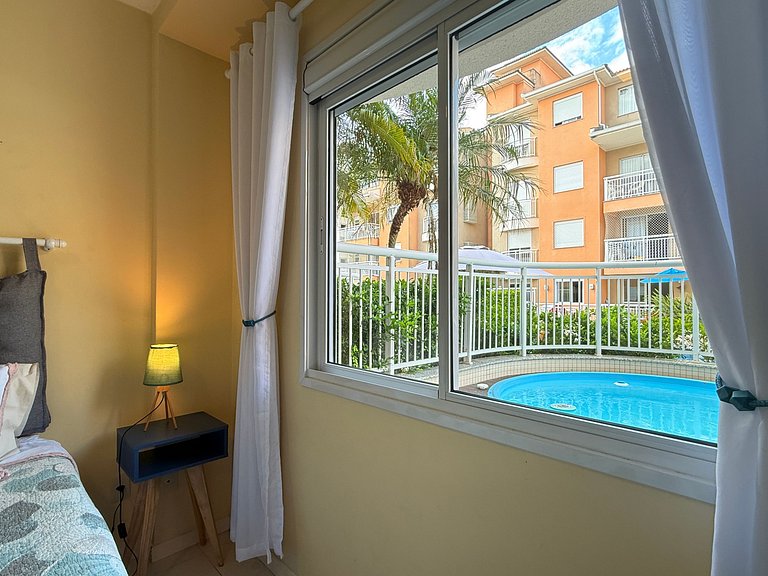 Ground floor apartment, between swimming pools, sun and beac