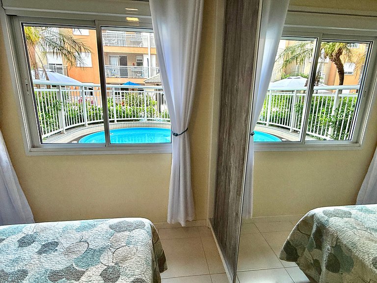 Ground floor apartment, between swimming pools, sun and beac