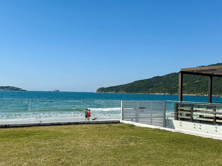 Apê Beira-Mar Exclusivo c/ Piscina – Ingleses