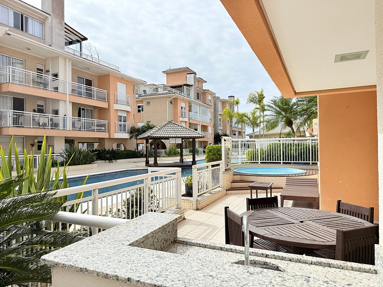 Ground floor apartment, between swimming pools, sun and beac