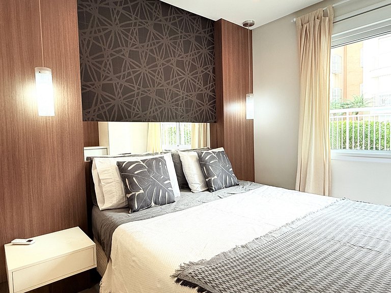 Ground floor apartment, between swimming pools, sun and beac