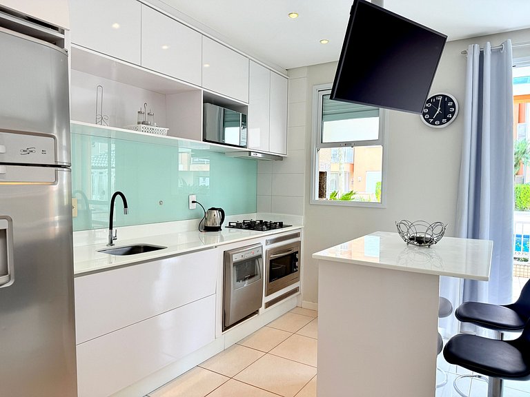 Ground floor apartment, between swimming pools, sun and beac