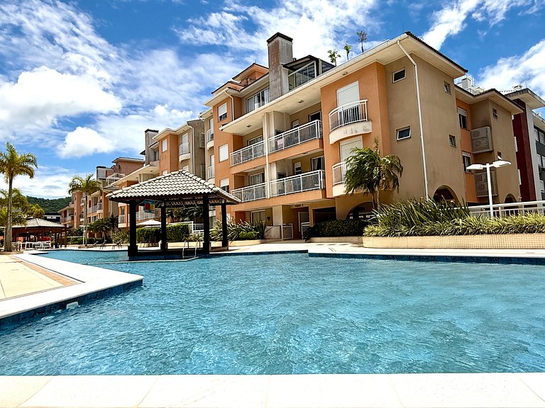 Praia e tranquilidade c/ piscina - Ingleses norte