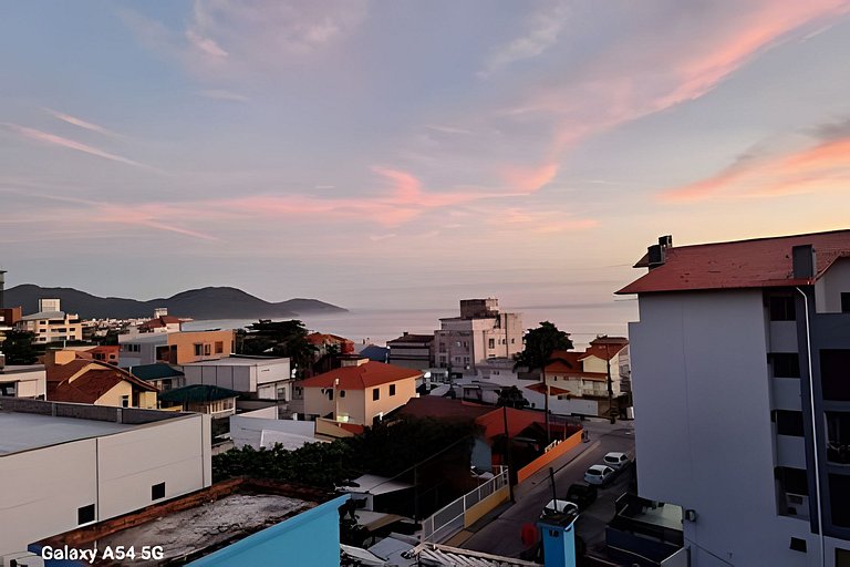 Vista incrível do mar + piscina e praia pertinho