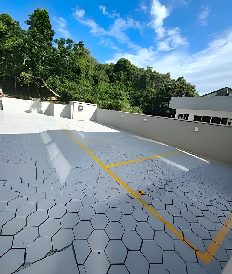 Vista incrível do mar + piscina e praia pertinho