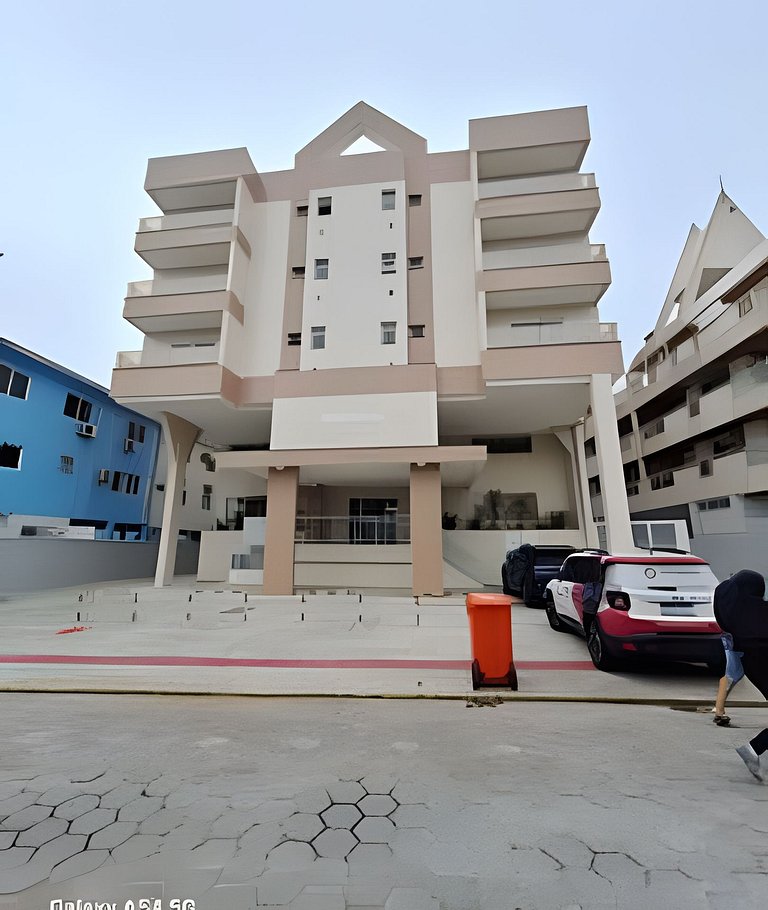 Ótimo Ap 40m praia c/piscina, vista mar e 1 vaga