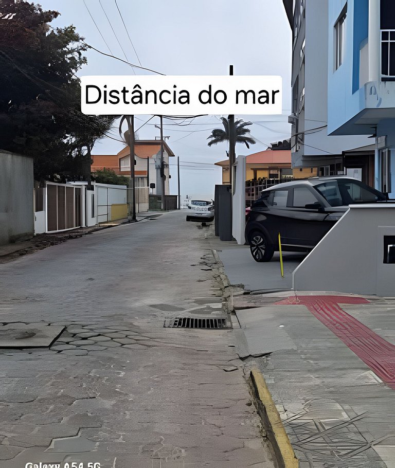 Vista incrível do mar + piscina e praia pertinho