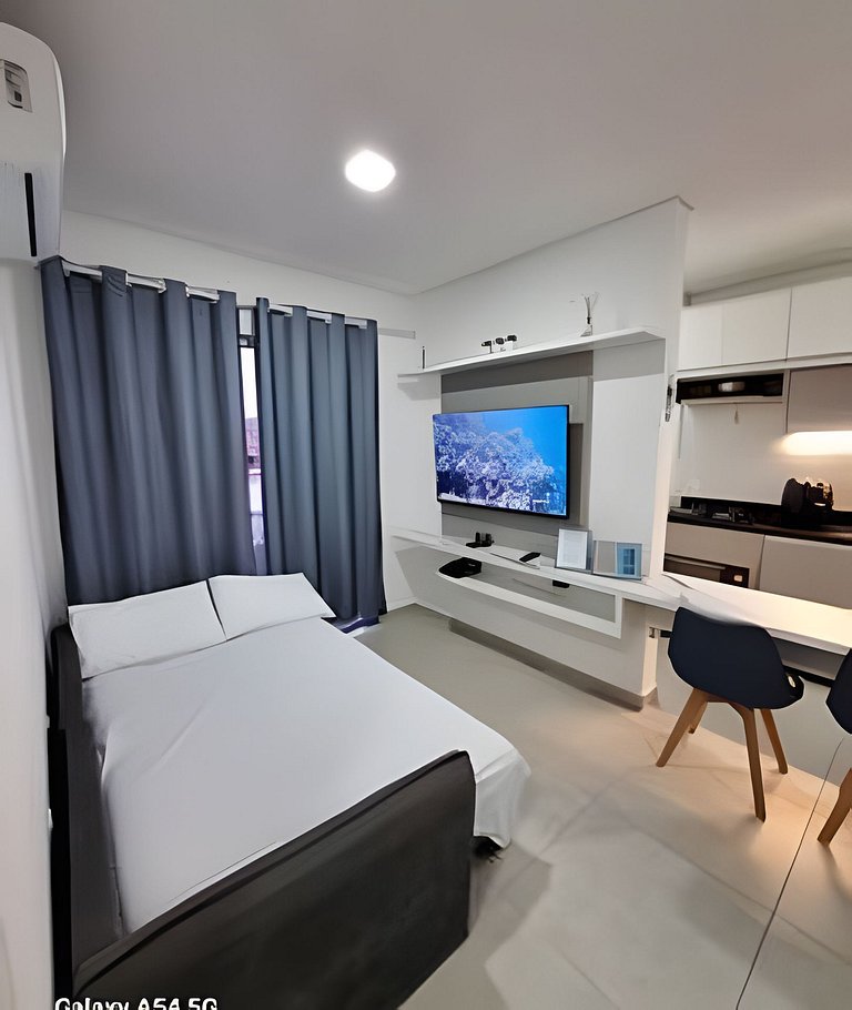 Apto 400m da praia no centrinho dos ingleses