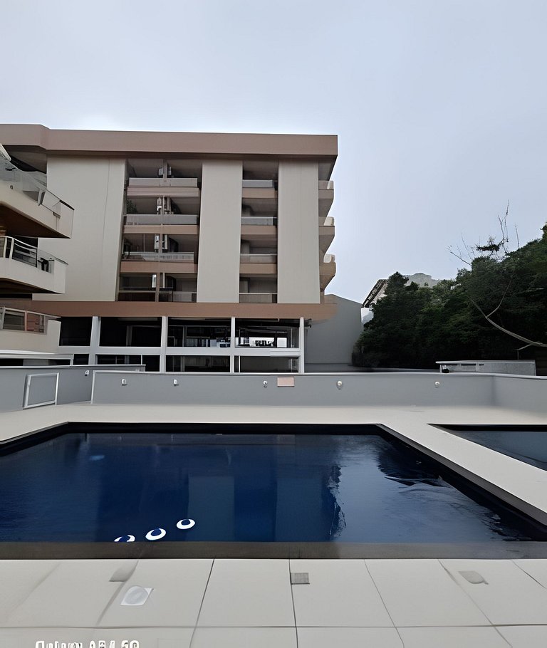 Lindo Apto 40m do mar c/piscina 1 vaga garagem