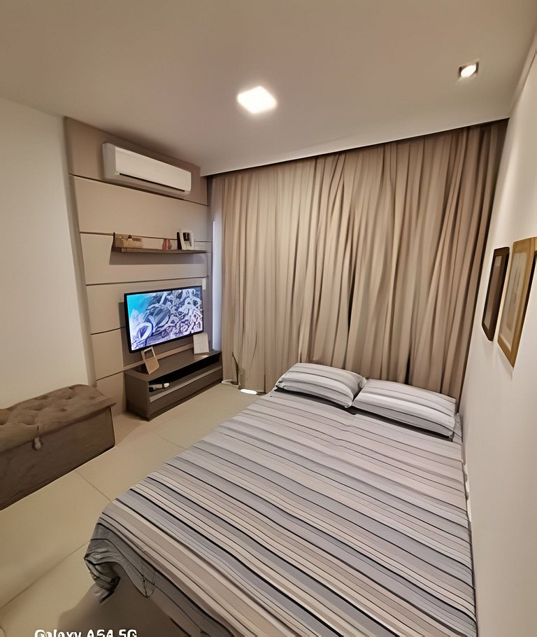 Aconchego com Vista da piscina ,1 quarto, pertinho do mar!