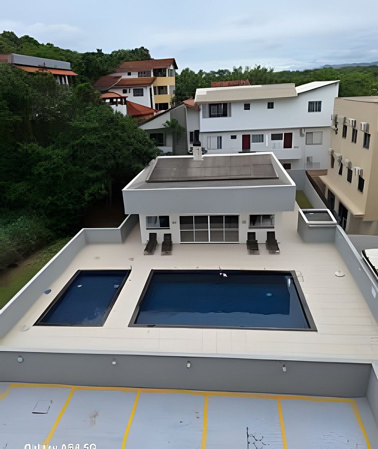 Lindo Apto 40m do mar c/piscina 1 vaga garagem