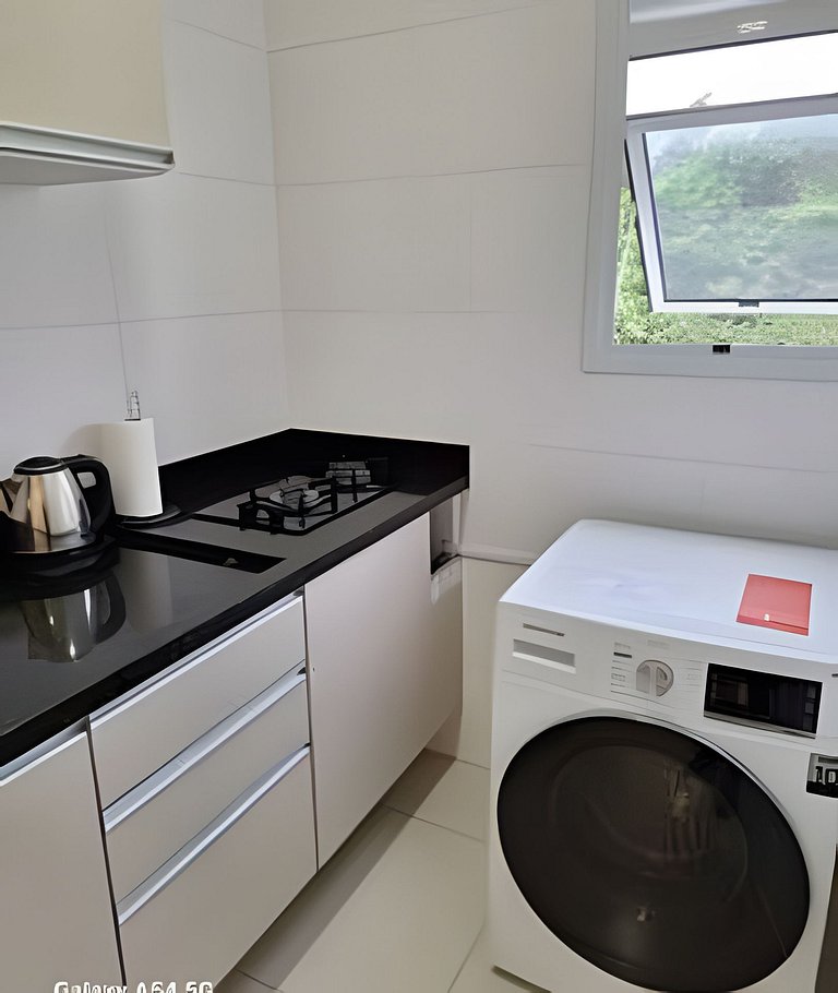 Aconchego com Vista das arvores,1 quarto, pertinho do mar!