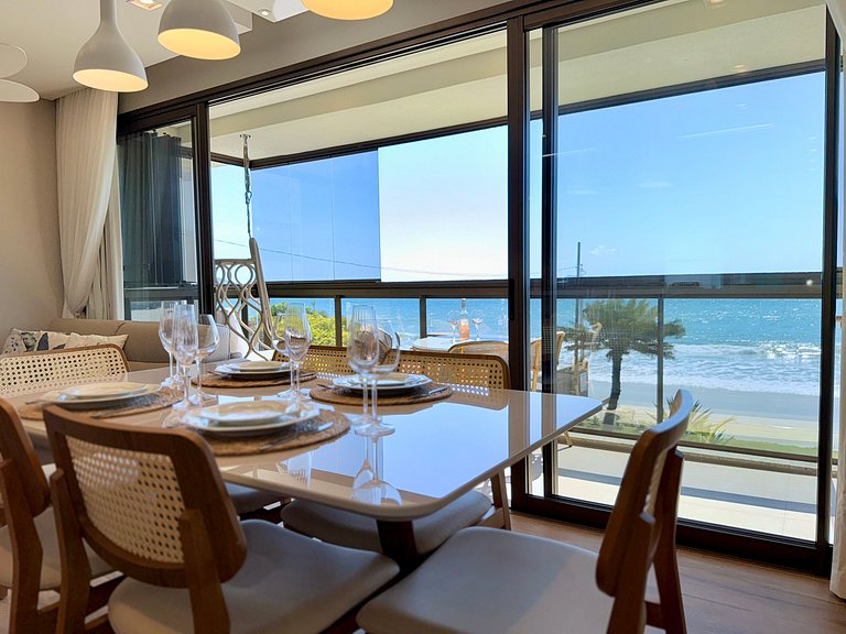 Oceano à Vista: Experiência de Luxo à Beira-Mar