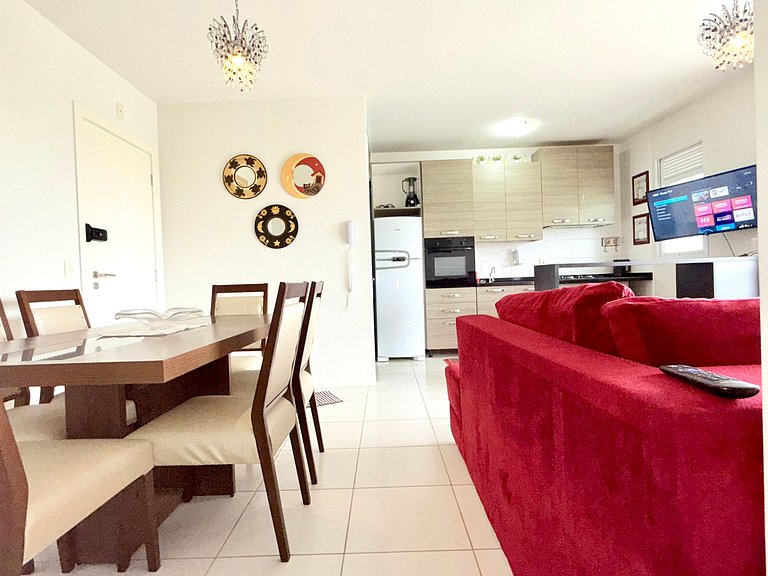 Relaxe nesse apê na praia e c/ piscina