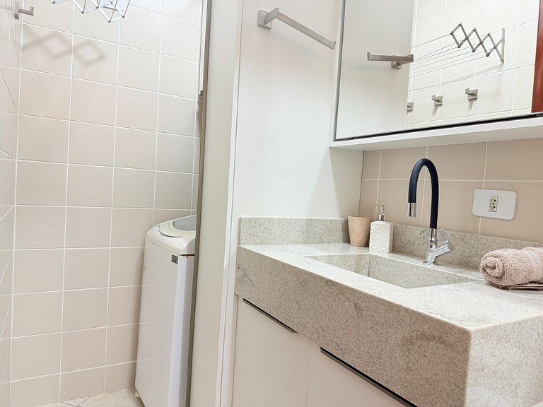 Refúgio familiar c/quiosque, piscinas e praia