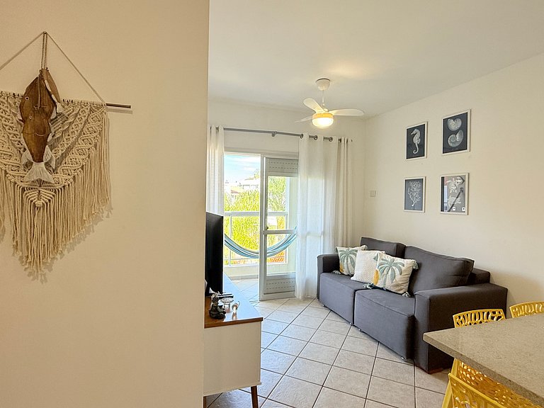 Refúgio familiar c/quiosque, piscinas e praia