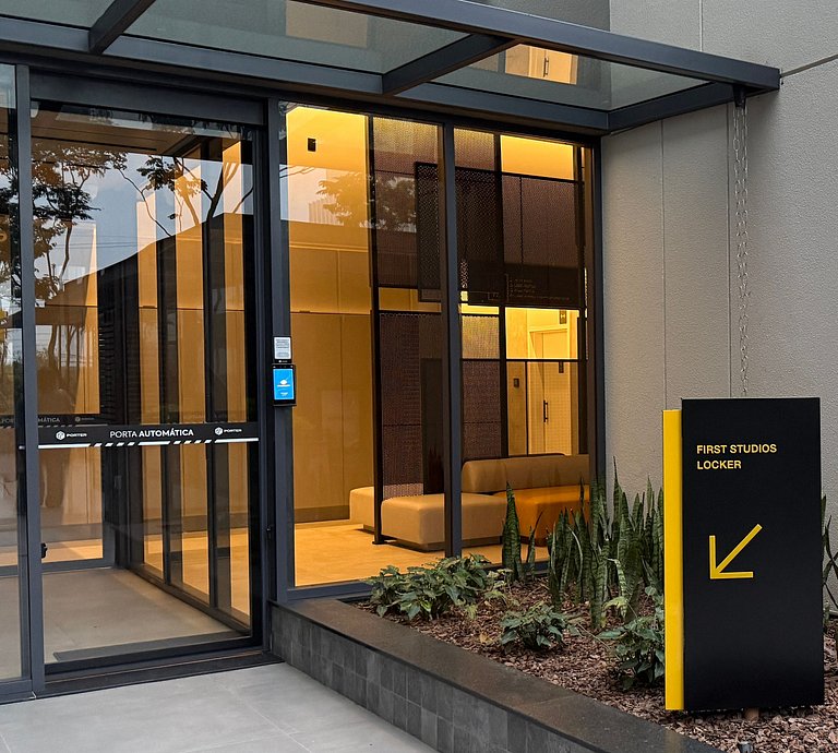 Estudio moderno e cheio de estilo-polo tecnológico