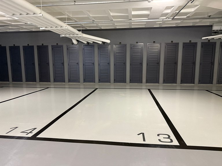 Estudio moderno e cheio de estilo-polo tecnológico