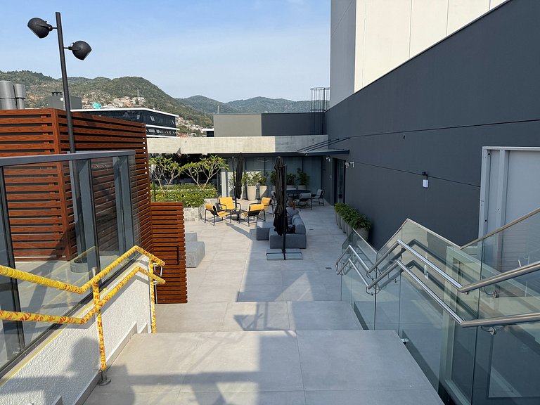 Estudio moderno e cheio de estilo-polo tecnológico