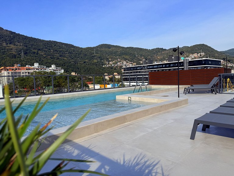 Estudio moderno e cheio de estilo-polo tecnológico