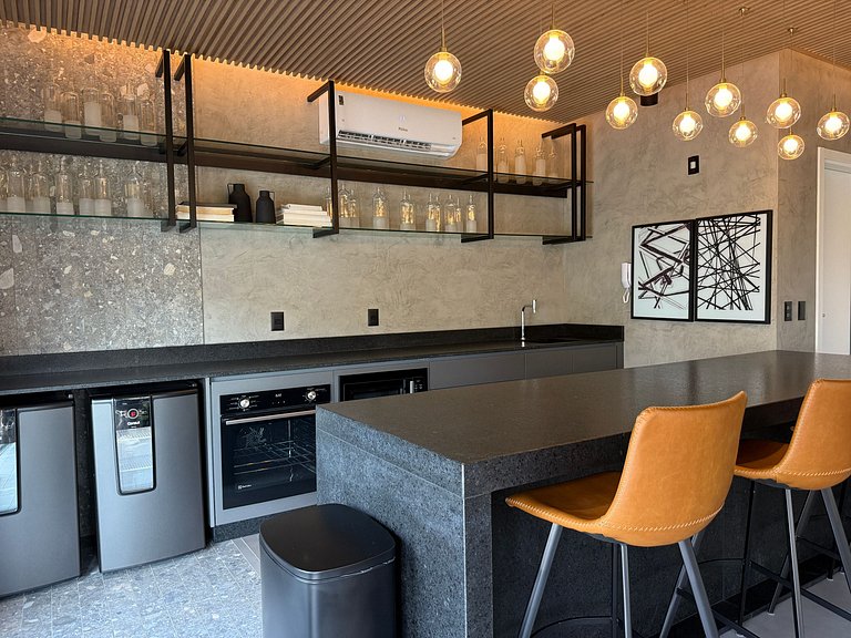 Estudio moderno e cheio de estilo-polo tecnológico