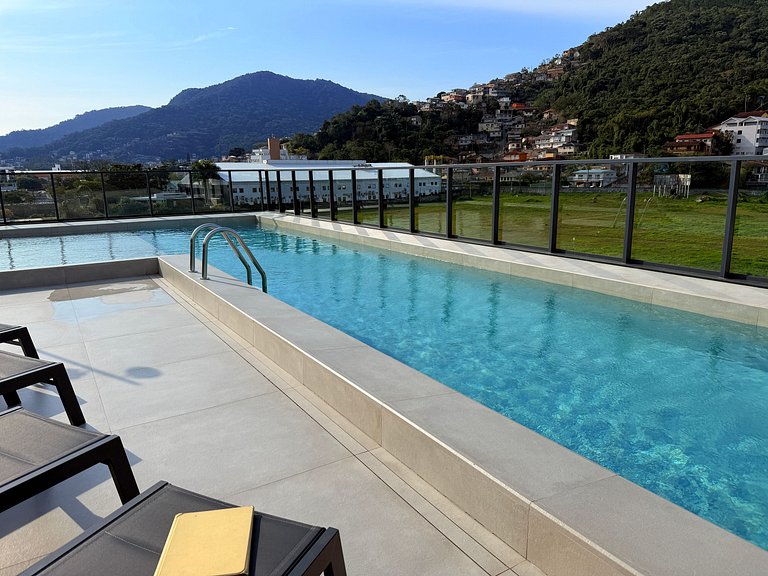 Estudio moderno e cheio de estilo-polo tecnológico