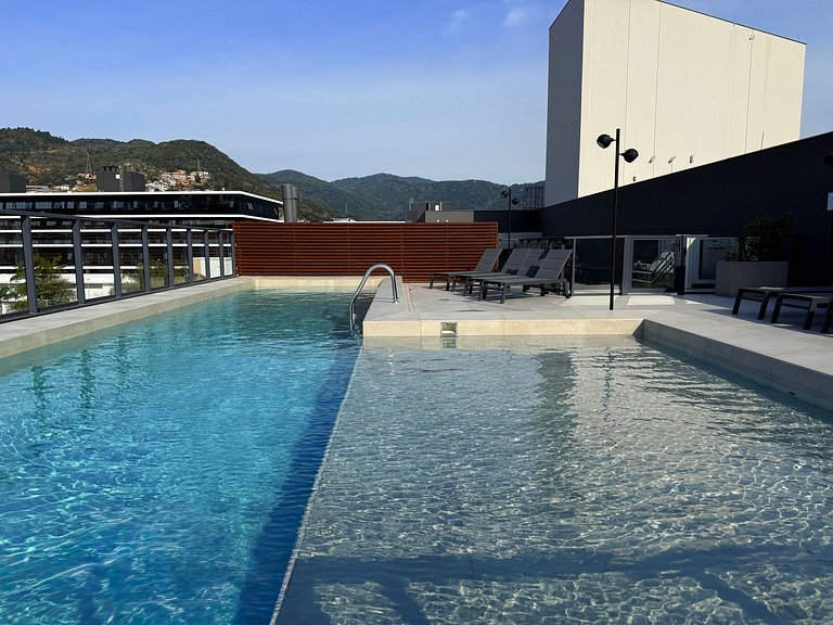 Estudio moderno e cheio de estilo-polo tecnológico