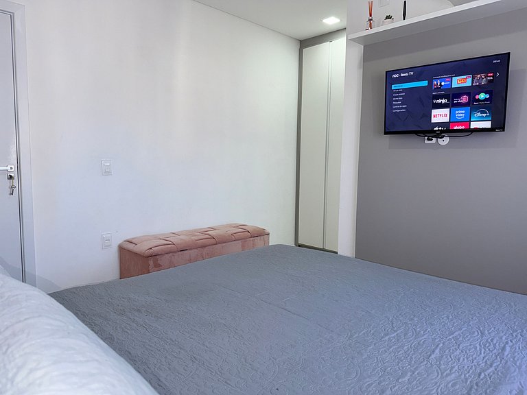 Apto 400m da praia no centrinho dos ingleses