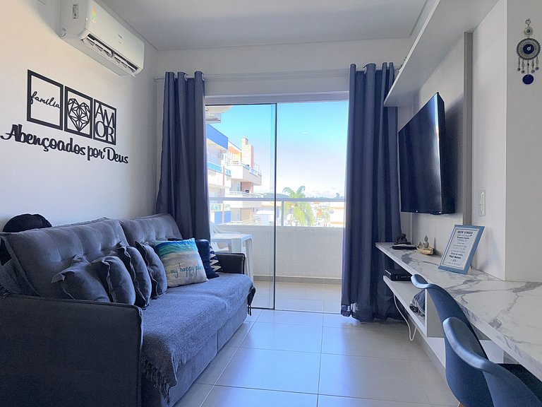 Apto 400m da praia no centrinho dos ingleses